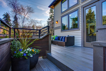 How Custom Decks Can Enhance Your Home